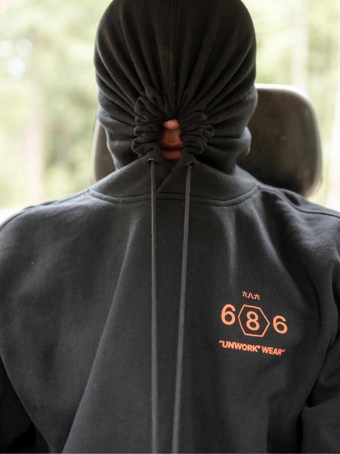 686 jacket, back view