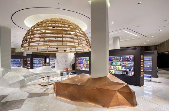Level Shoes store interior
